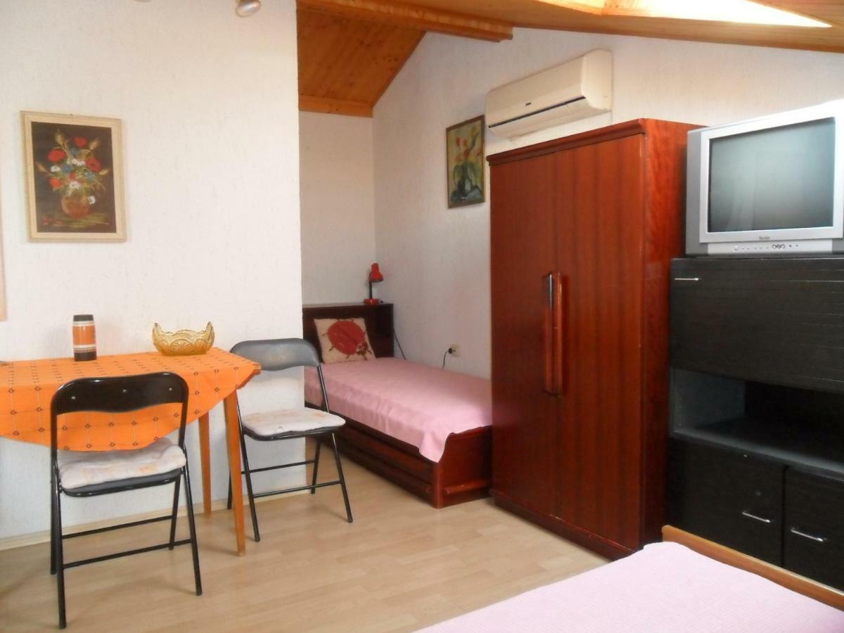 Apartments Simpa ニヴィーチェ エクステリア 写真